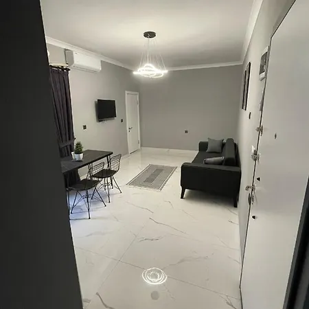 Continental Suite&apartments Daire *